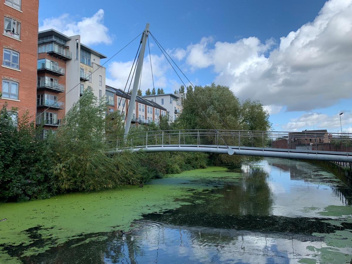 Riverside Studio Apartments Close To City Centre York Exterior foto